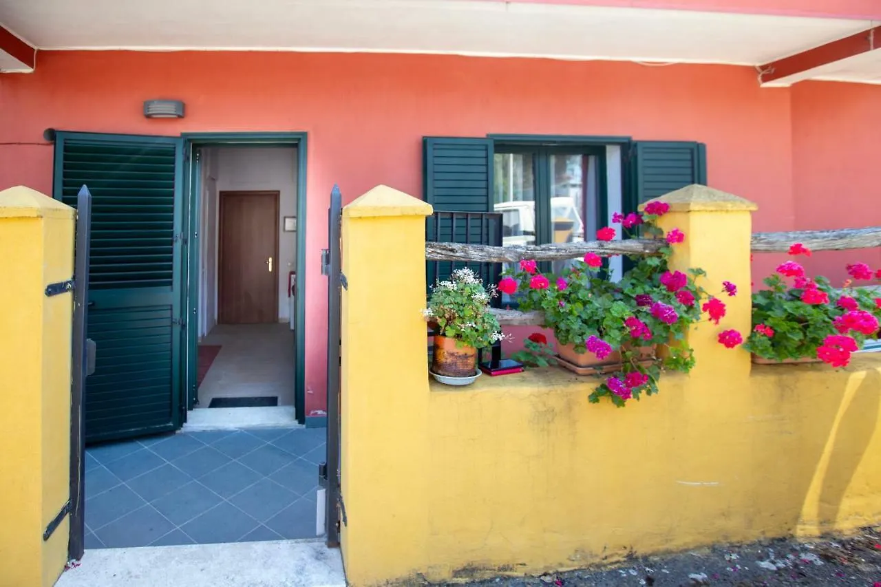 Red Flat Apartment Bari Sardo